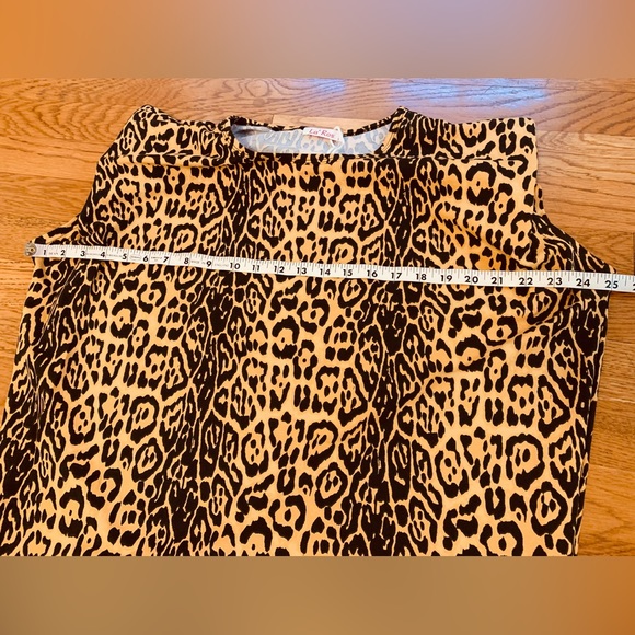 Leopard print shoulder pads muscle tee size L - Picture 5 of 9